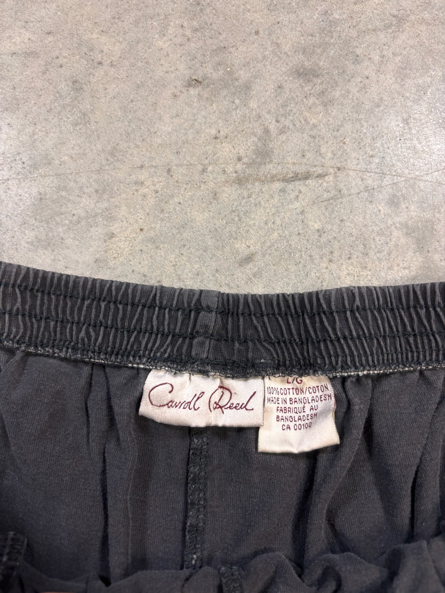 Cherry Pride ★ 90s Sweatshort (L)