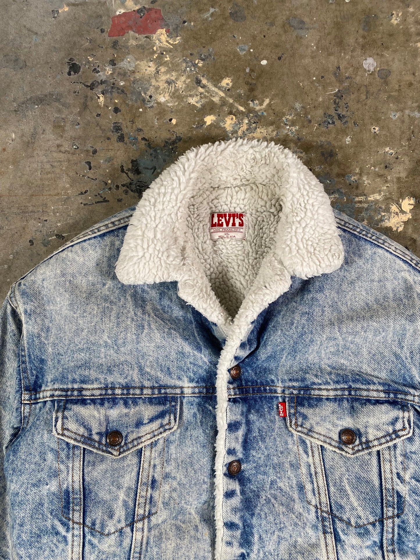 90s Levi's Fleece Lined Denim Jacket (XS)