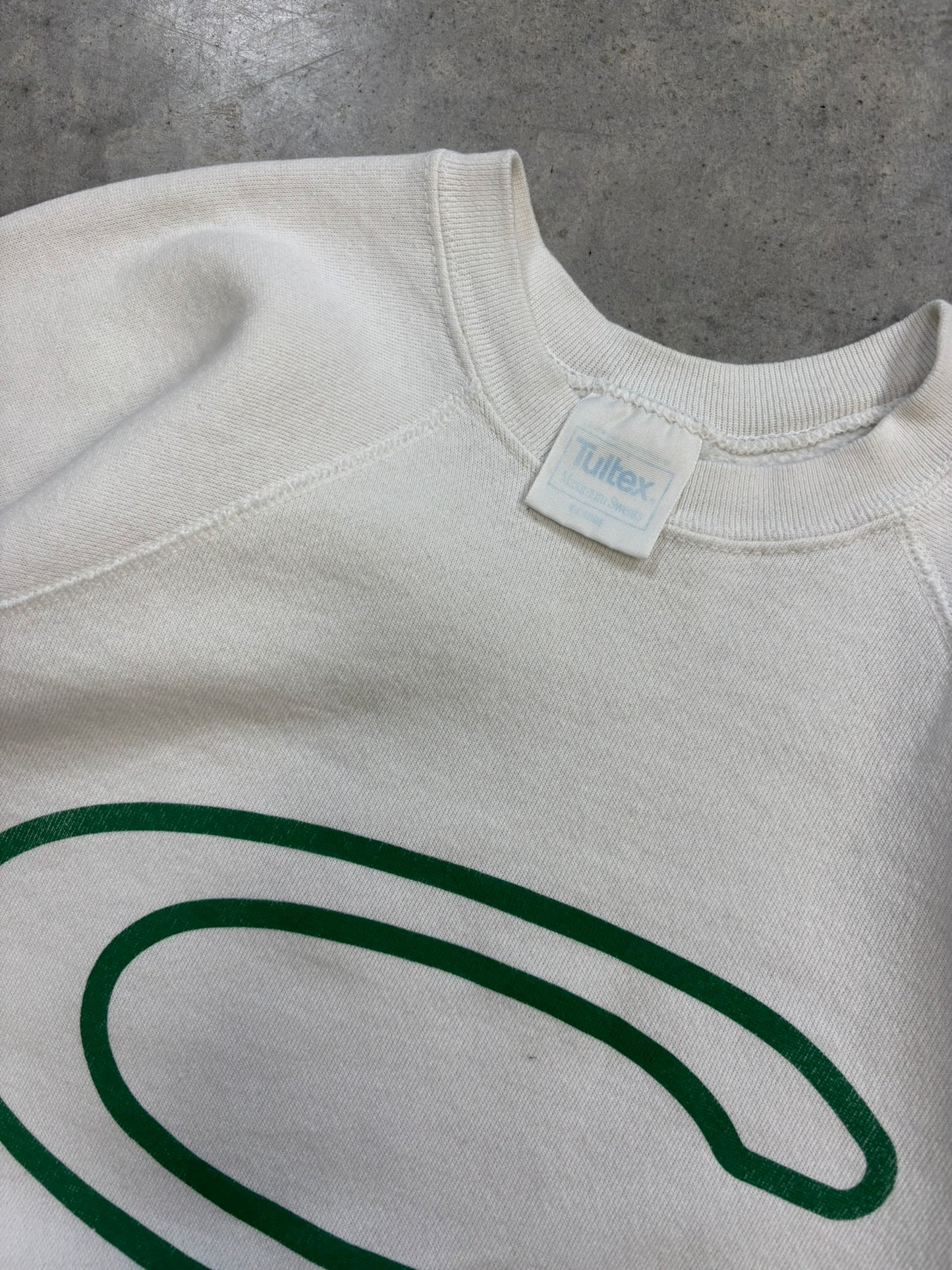 90s White 'C' Sweatshirt (XL)